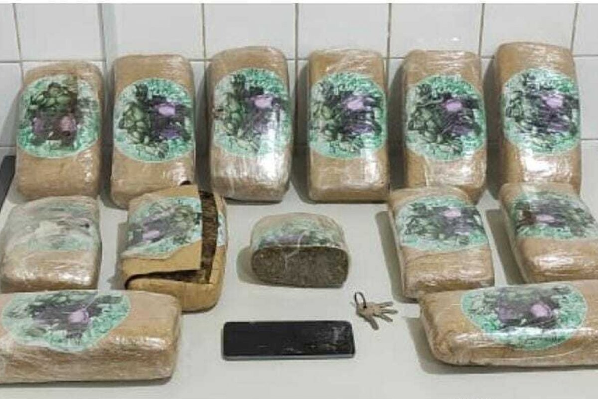 PM apreende mais de 13 kg de maconha em Ipirá