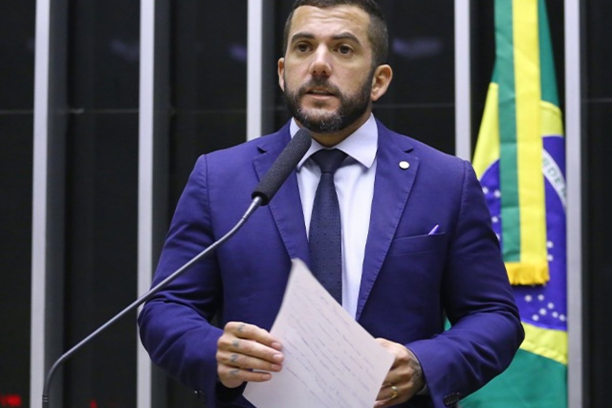 PGR se manifesta favorável à busca e apreensão em endereços de Carlos Jordy