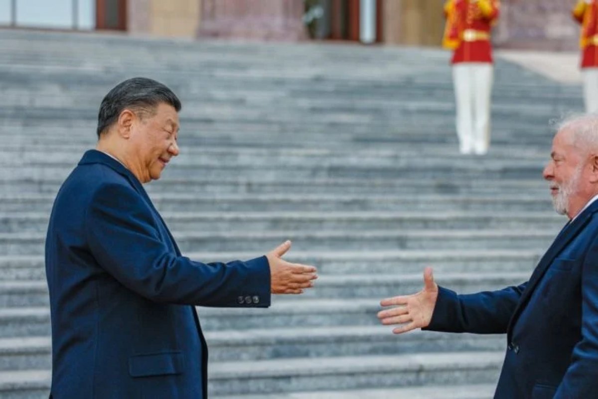 Xi Jinping deve vir ao Brasil em novembro