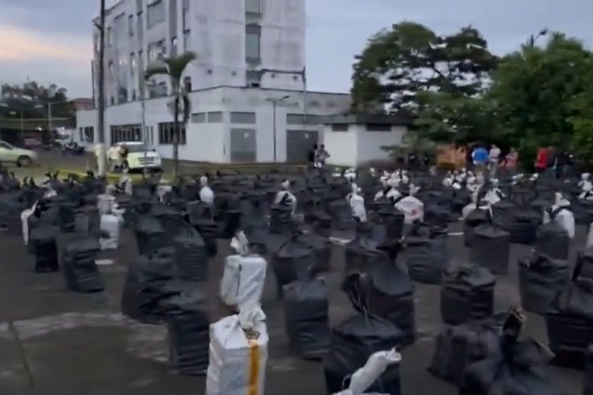 Operação Militar no Equador apreende 22 toneladas de cocaína