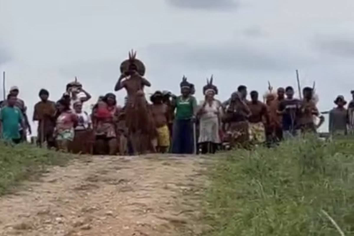 Cerca de 200 fazendeiros participaram da ação que resultou na morte de indígena na BA