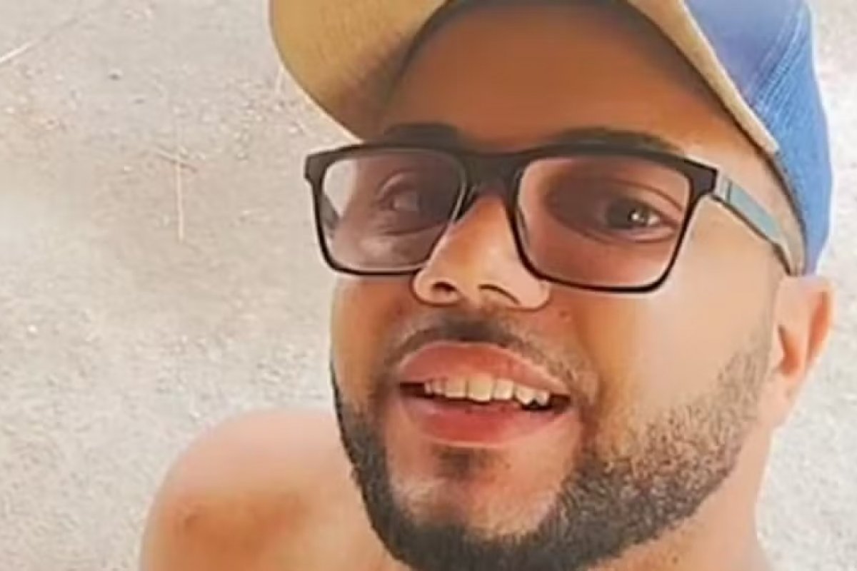 Jovem morre após carro perder o pneu e capotar em estrada na Bahia