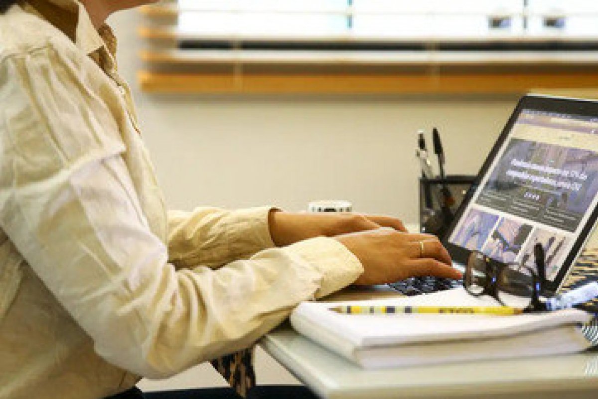 Das dez doenças que mais afastam do trabalho, seis são relacionadas à coluna e aos ombros