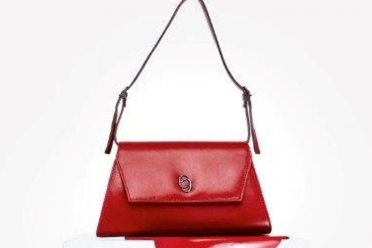 Corello apresenta sua coleção Pre-Fall 24 com estética preppy!