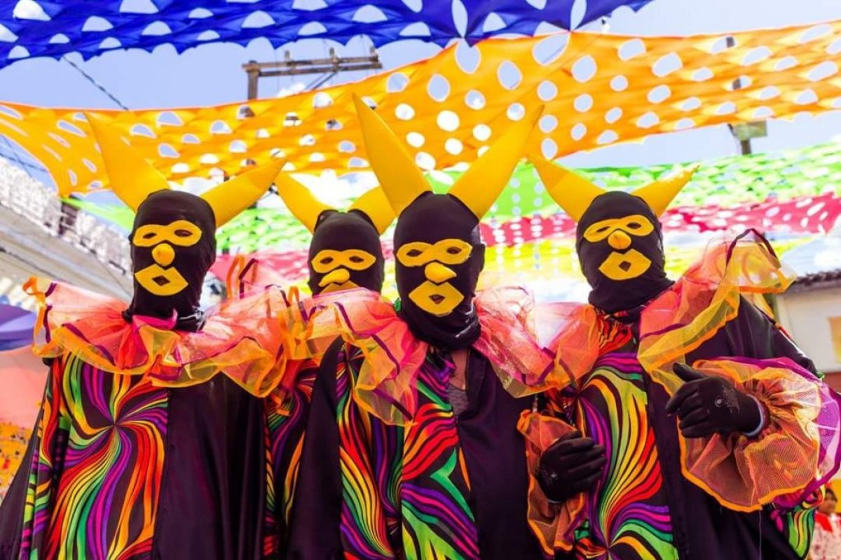 Jerônimo afirma que potencializar o carnaval do interior é uma das metas do Governo