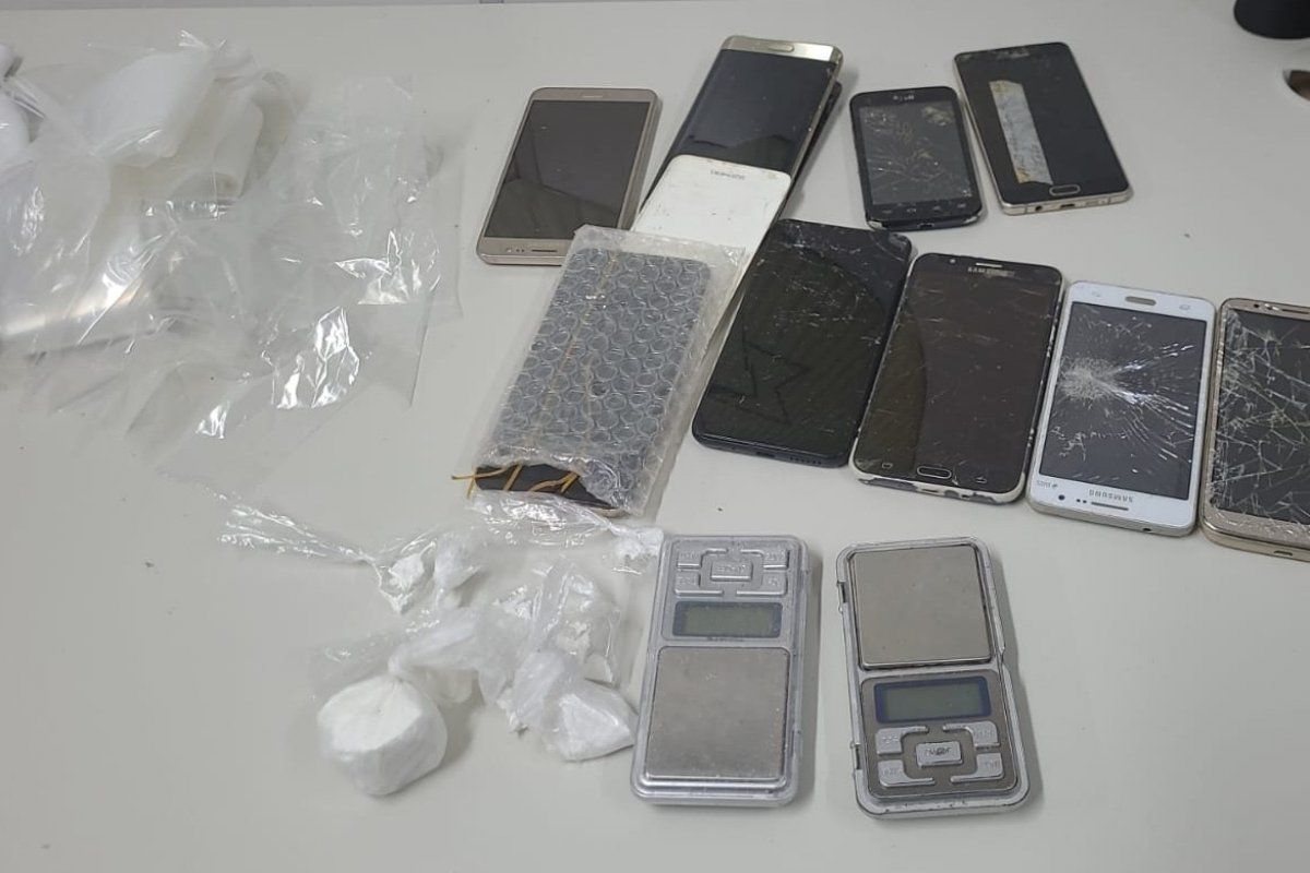 Operação do Denarc localiza suspeito de tráfico de drogas na Barra