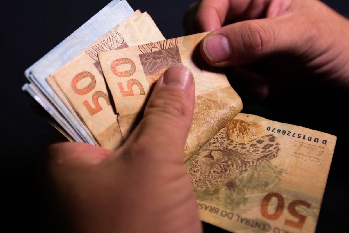 Quase 80% dos reajustes salariais em 2023 ficaram acima da inflação, aponta levantamento