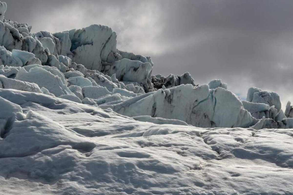 Aquecimento global pode causar nova pandemia ao descongelar 'virus zumbis' do Ártico; entenda