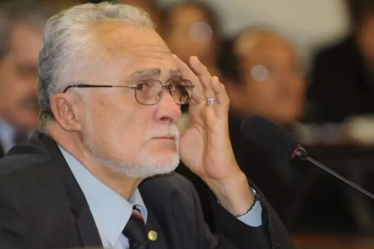 Confederação Israelita apresenta notícia-crime contra José Genoino por falas antissemitas