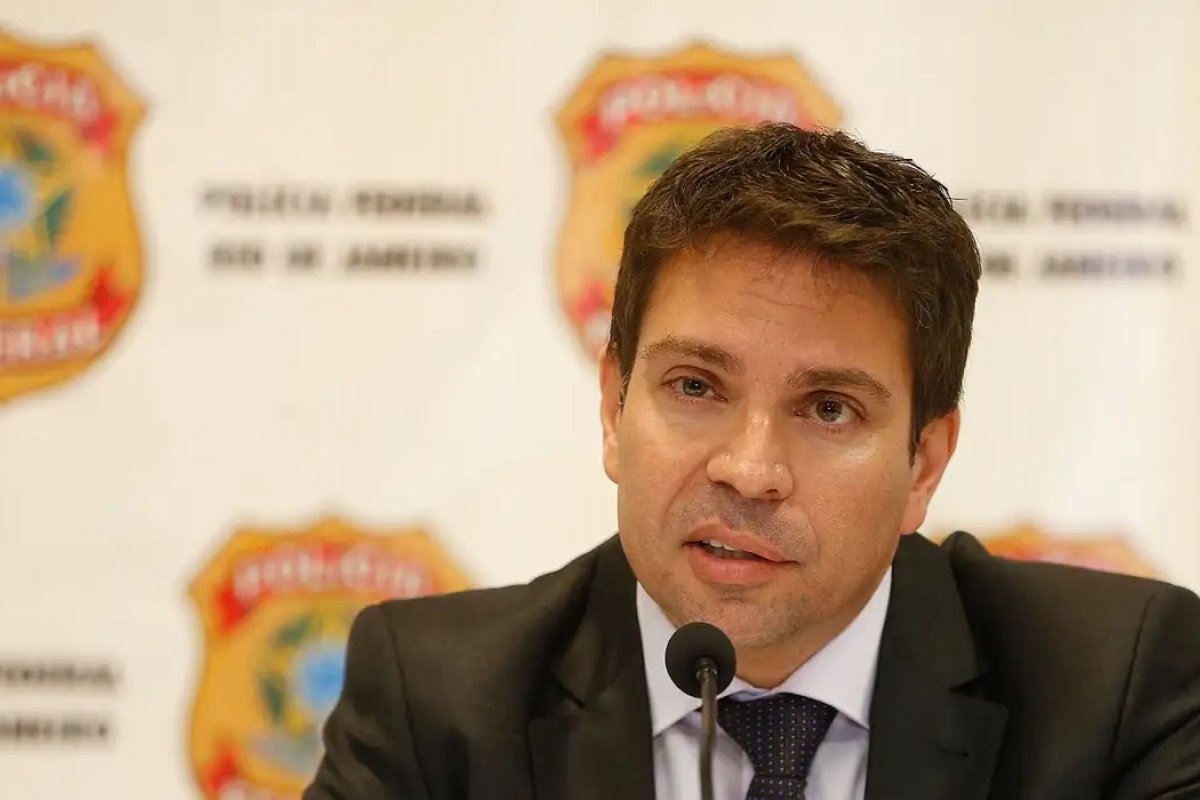 Pelo menos 30 mil pessoas foram monitoradas de forma ilegal pela Abin