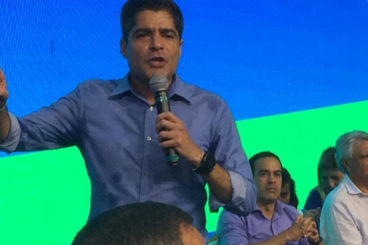 Neto libera DEM para fazer alianças com partidos de oposição