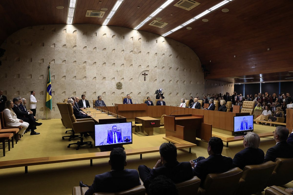 STF adia embates duros com Congresso, e 'pauta fria' tem ação sobre CNH de freiras