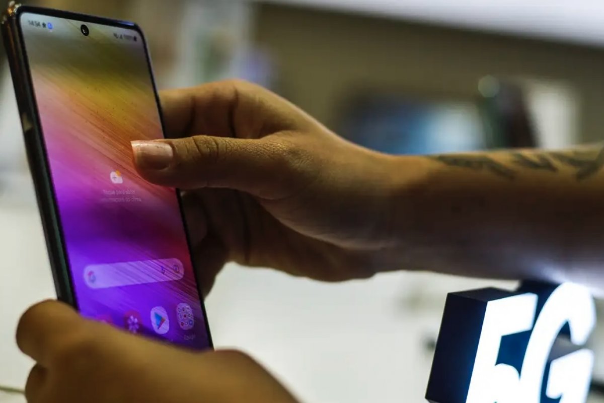 Menos de 8% das cidades brasileiras têm leis de antenas adaptadas a 5G