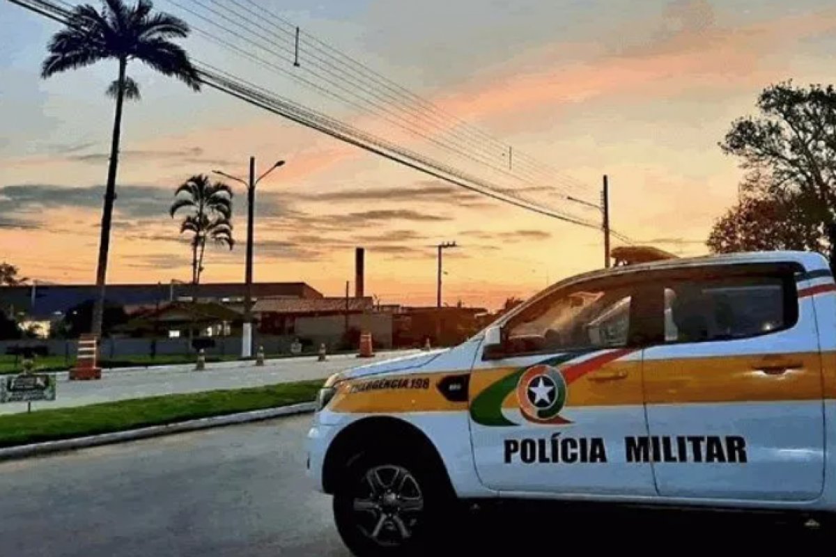 Síndico de condomínio é esfaqueado após cobrar morador por causa de som alto em SC