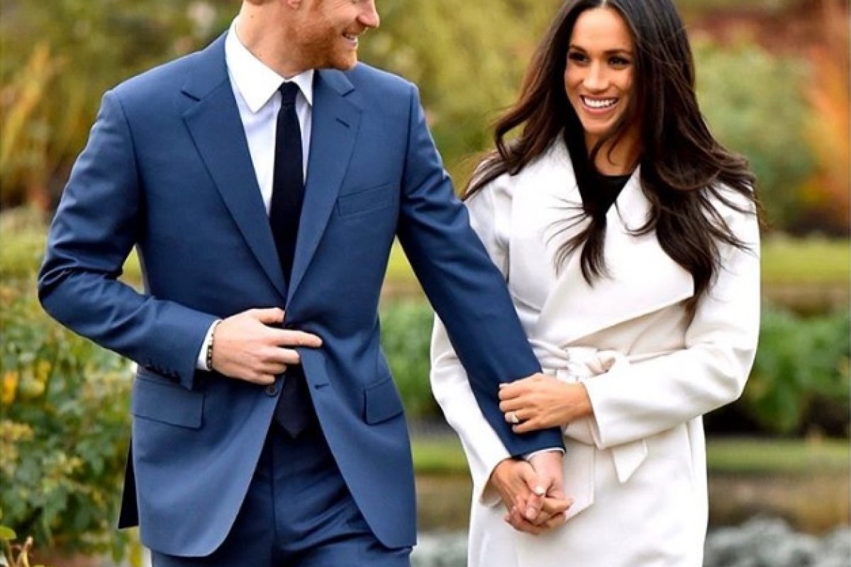 Harry e Meghan anunciam renúncia da função de 'membros seniores' da família real