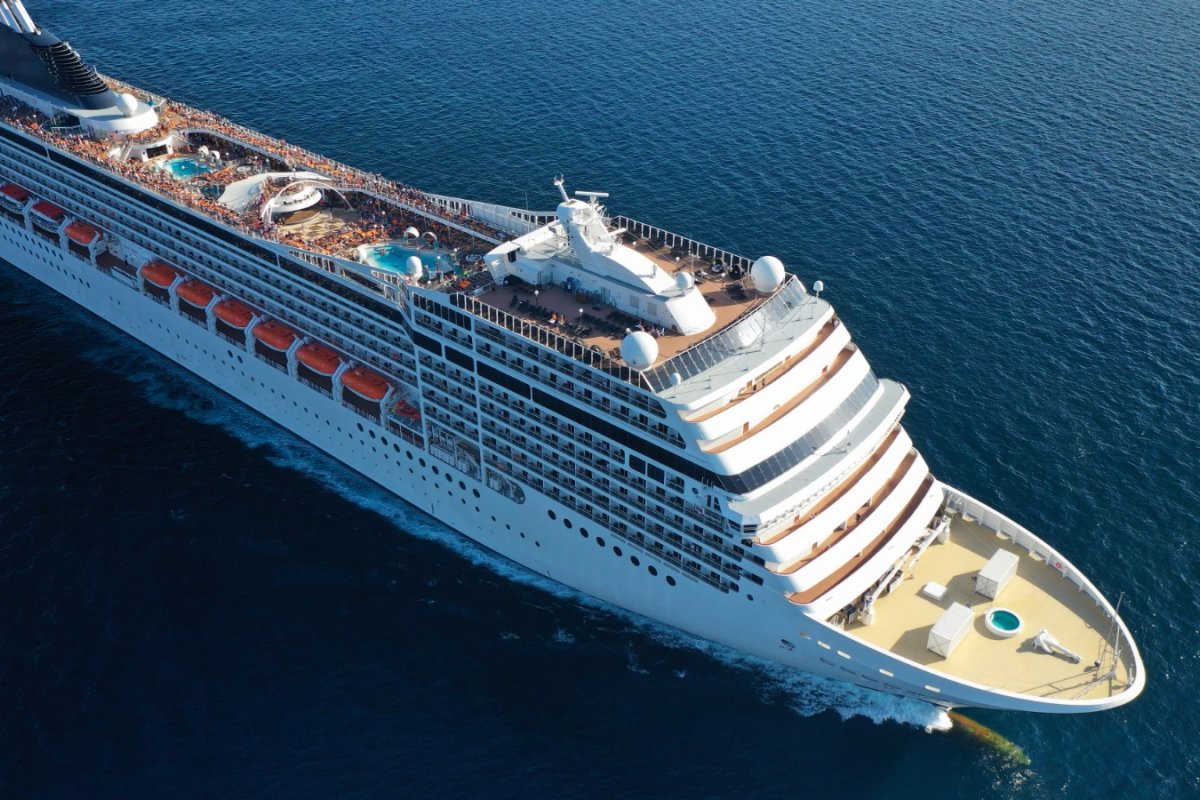 Mais de 120 mil cruzeiristas devem passar pela costa brasileira durante o Carnaval!