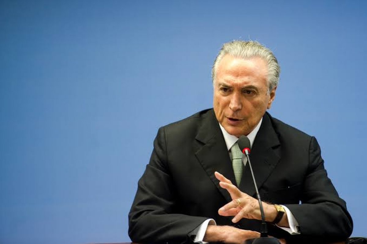 “Acho que não deve haver uso político da Abin”, diz Temer