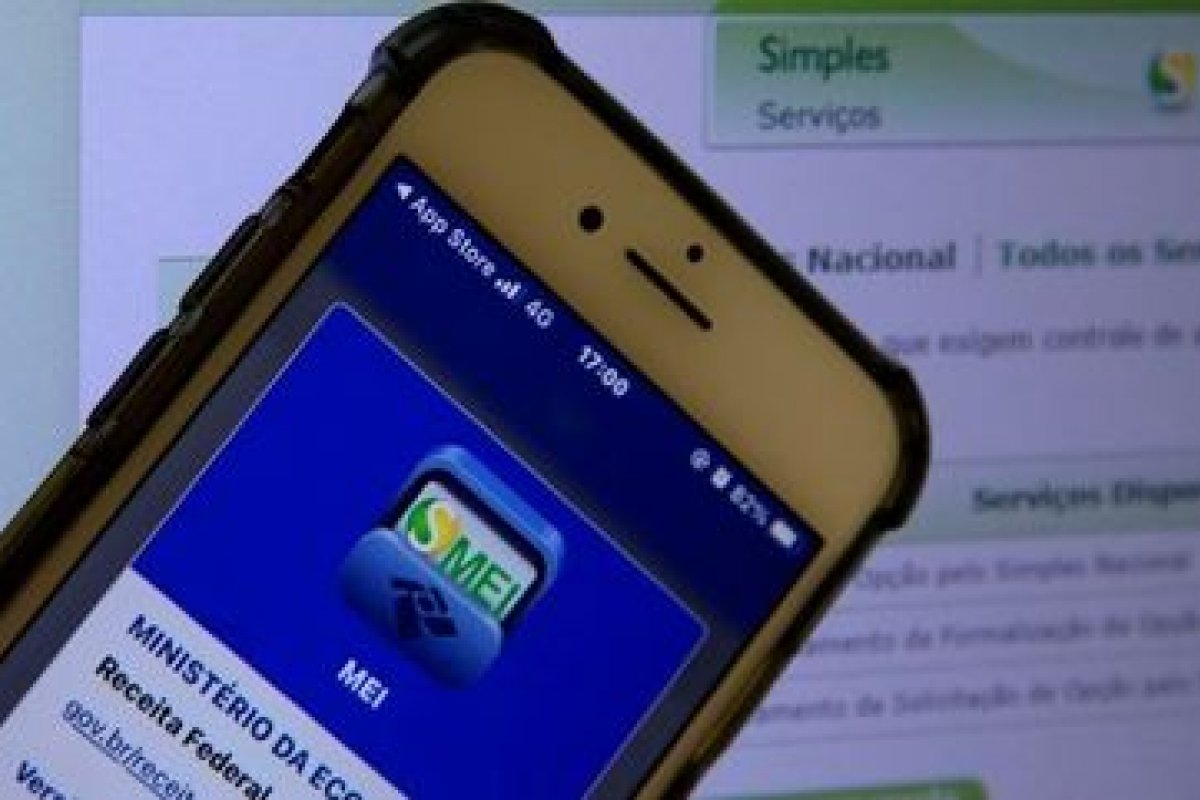 MEIs excluídos do Simples Nacional devem regularizar situação até esta quarta-feira (31)