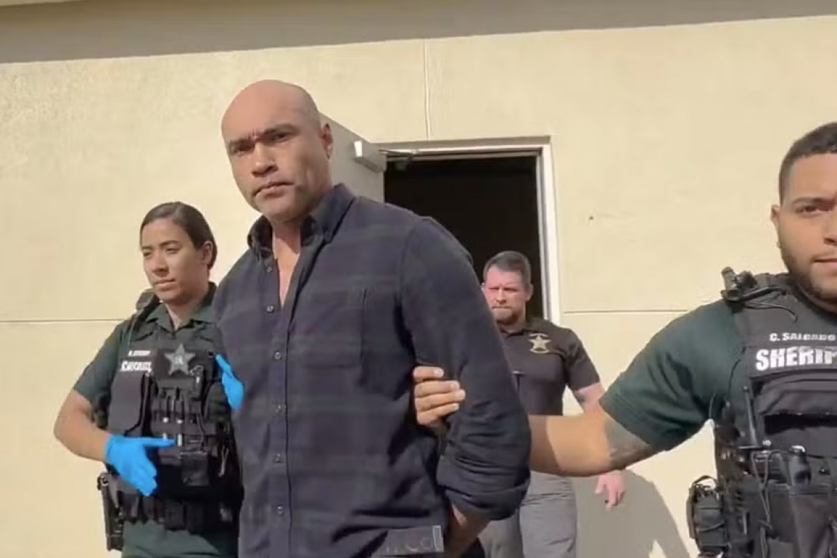 Brasileiro é preso nos EUA após tentativa de assalto a banco na Flórida