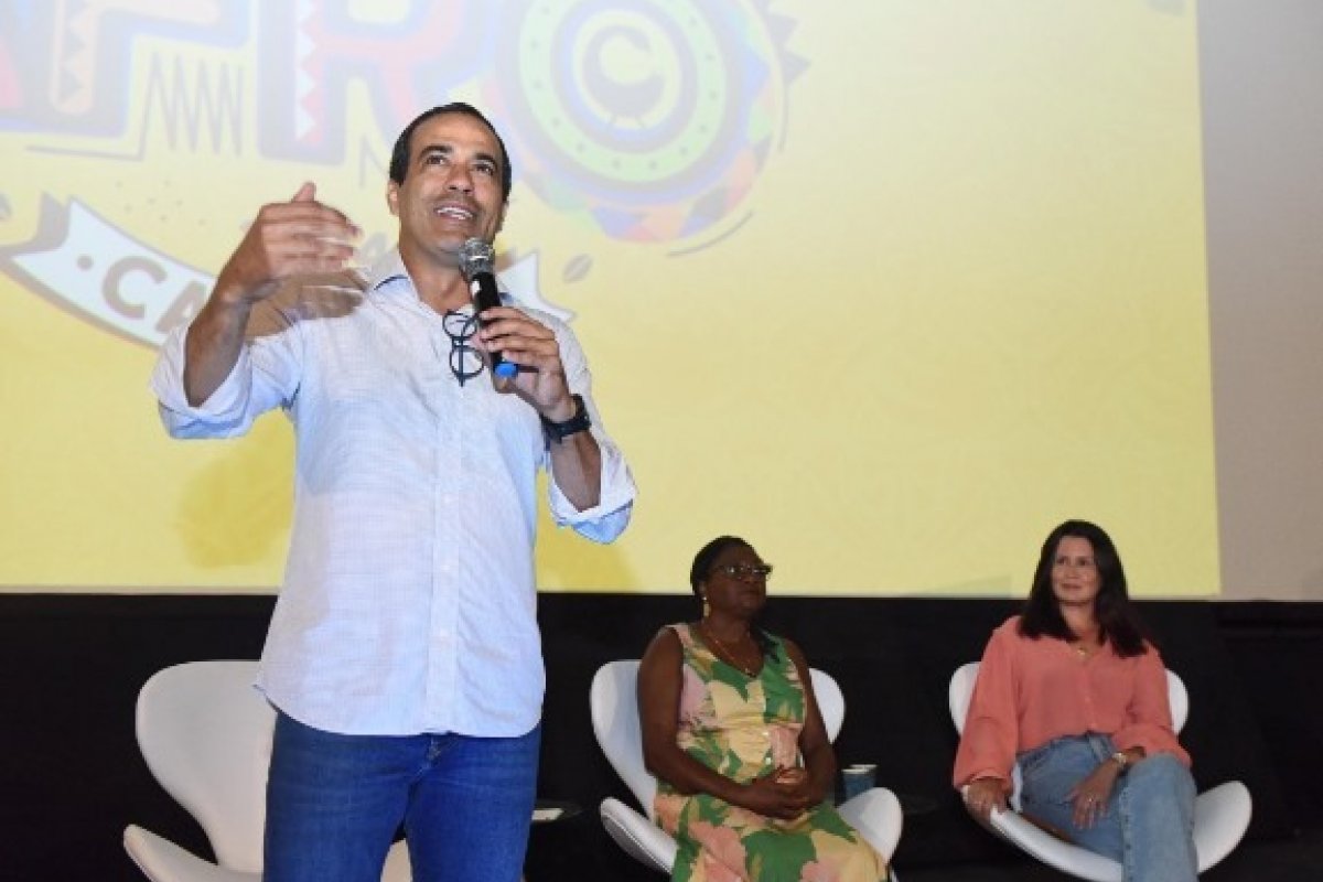 Carnaval de Salvador 2024: Prefeitura usará WhatsApp e IA para auxiliar foliões