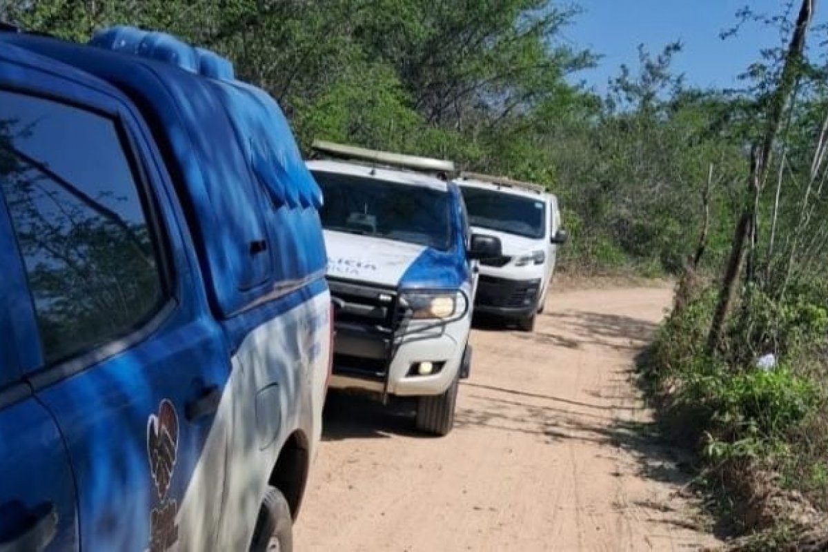 Homem é achado morto com mãos amarradas em estrada do distrito de Tiquaruçu