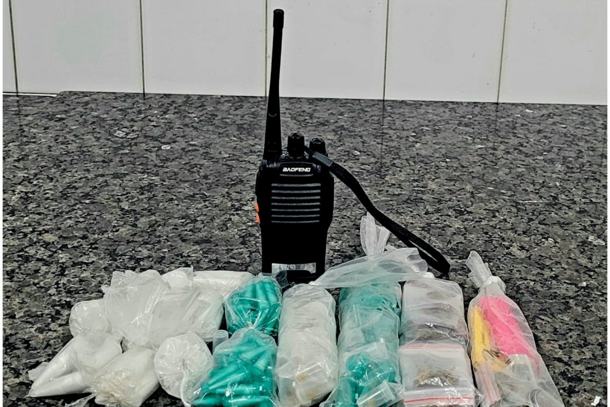 Polícia Militar apreende drogas em Alto de Coutos
