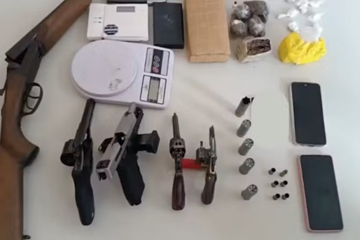 Quatro suspeitos morrem depois de confronto com policiais em cidade do interior da Bahia