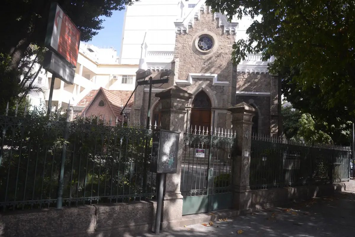 Bahia tem mais estabelecimentos religiosos do que de saúde e ensino juntos, aponta Censo 2022