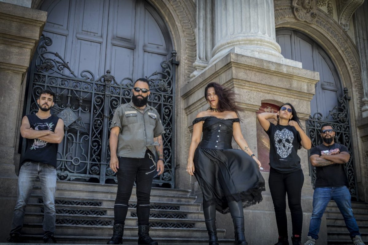 Ben Baruk combina Tolkien e universo cristão no single 'The Imperishable Flame'