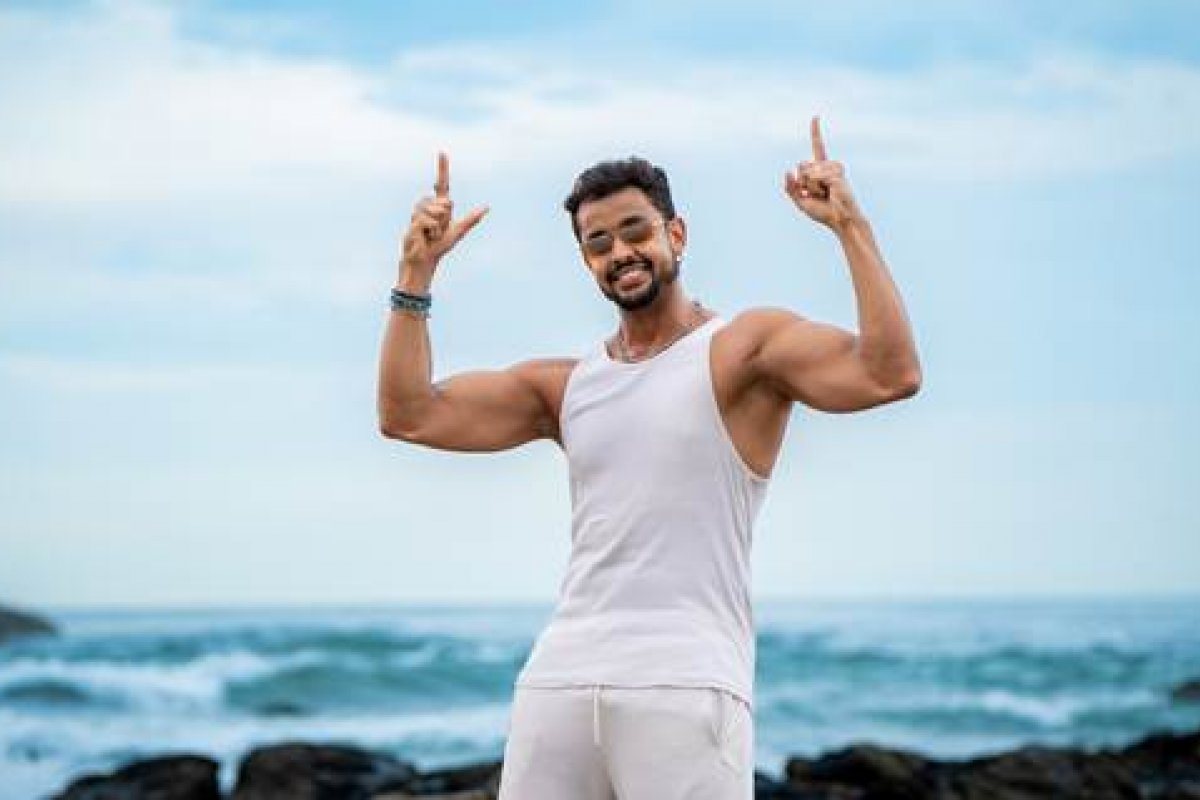 “Sol, Verão, Relaxa”: nova música de Lincoln ganha audiovisual!