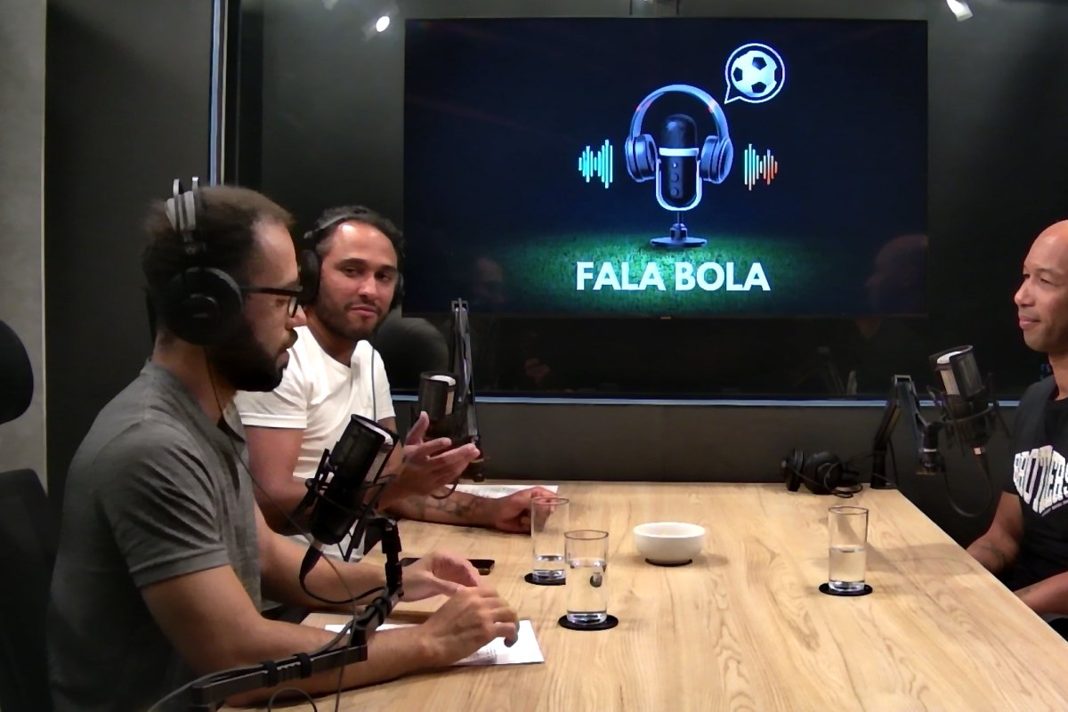 Vídeo: "Não tinha como jogar no rival", afirma Dinei sobre atuar no Bahia