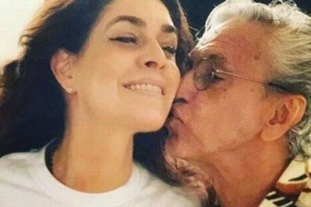 Paula Lavigne anuncia que será avó