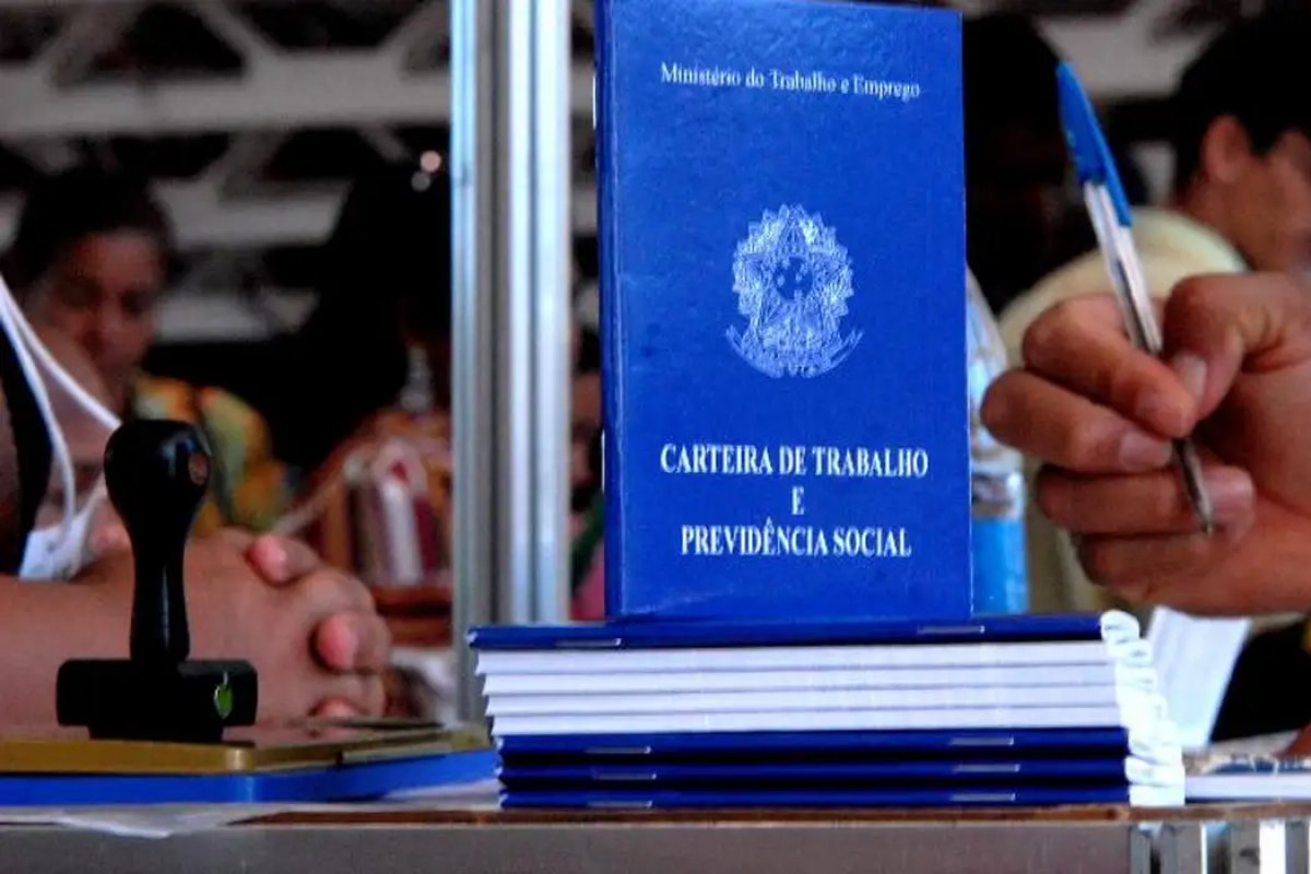 Participação dos salários na economia cai para menos de 40% do PIB, o menor nível em 19 anos