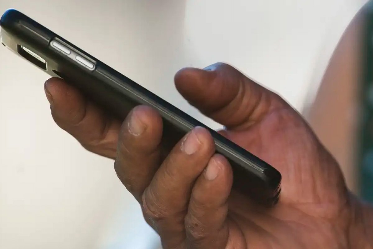Novo sistema do governo contra desastres vai travar telas de celular como alerta