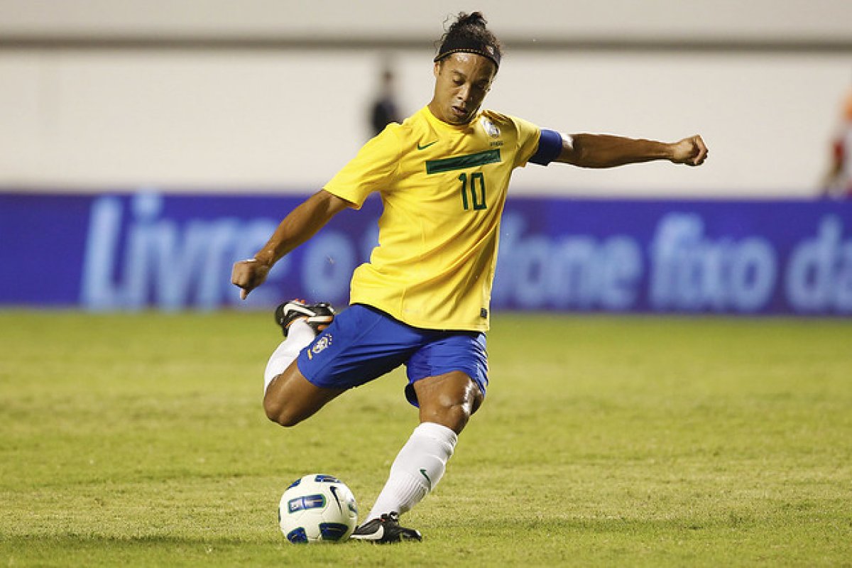 Ronaldinho, Kaká e Rivaldo serão representantes do Brasil na Copa do Mundo de Veteranos, diz jornal