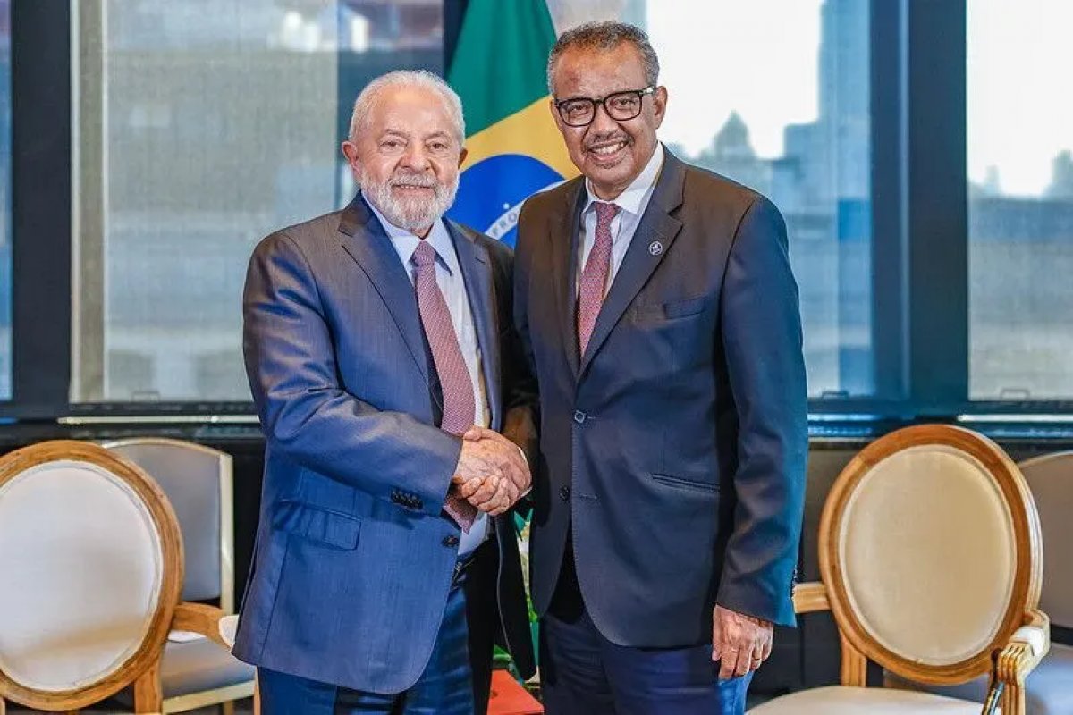 Lula discutirá com diretor da OMS proposta de troca da dívida externa por investimentos em saúde