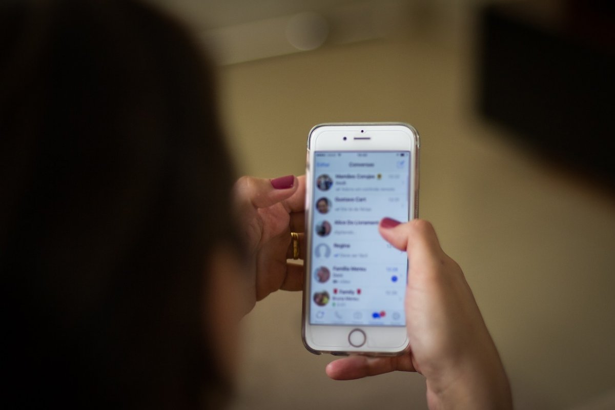 Denúncias de xenofobia e intolerância religiosa na internet batem novo recorde no Brasil