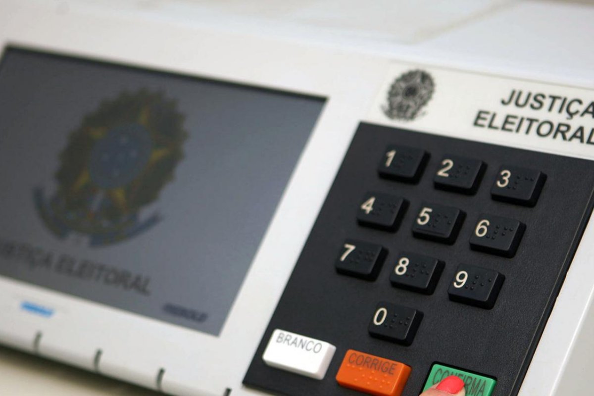 TSE concede novo prazo para concorrentes de licitação das urnas eletrônicas