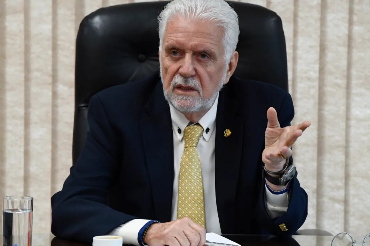 Senado deve votar PEC que altera regra para candidatura de militares nesta quarta (7)