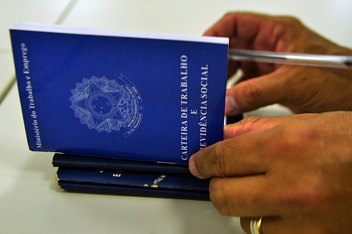 Indicador antecedente de emprego atinge maior patamar em janeiro