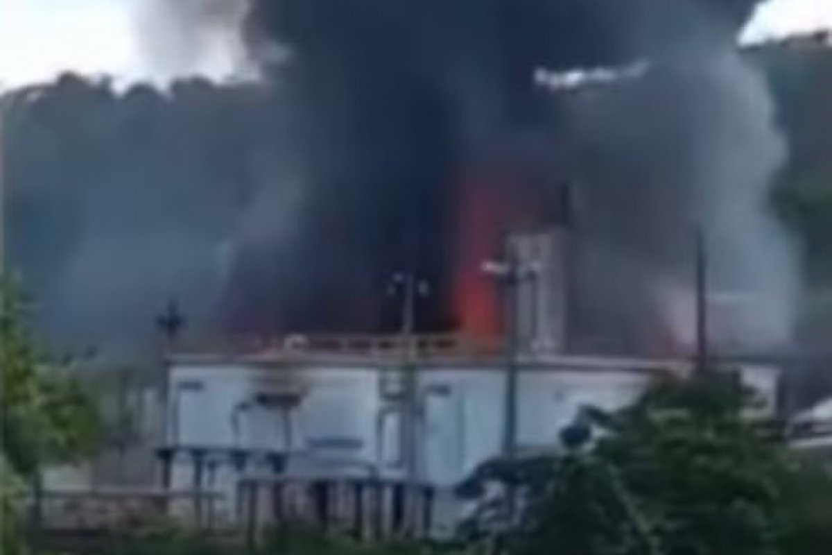 Incêndio: tanque de óleo da Petrobras pega fogo no interior da Bahia