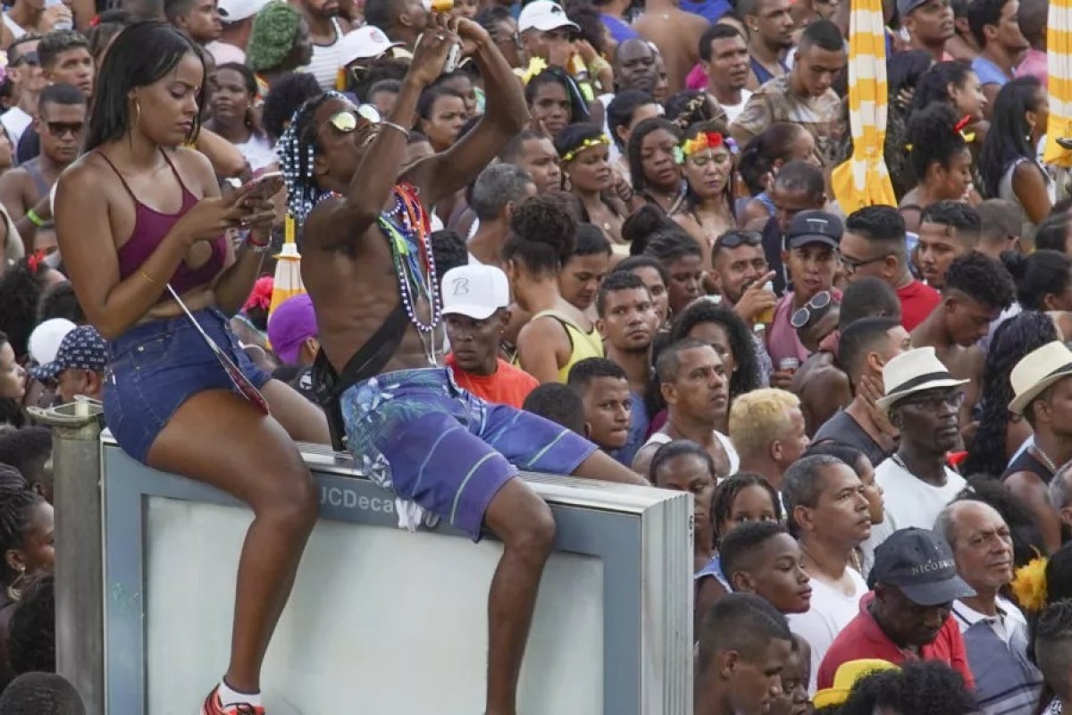 Circuito Osmar: confira a ordem dos desfiles neste sábado (10)