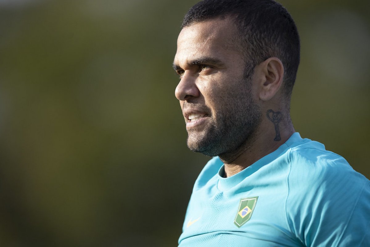 DNA é compatível com o de Daniel Alves, diz perito em julgamento