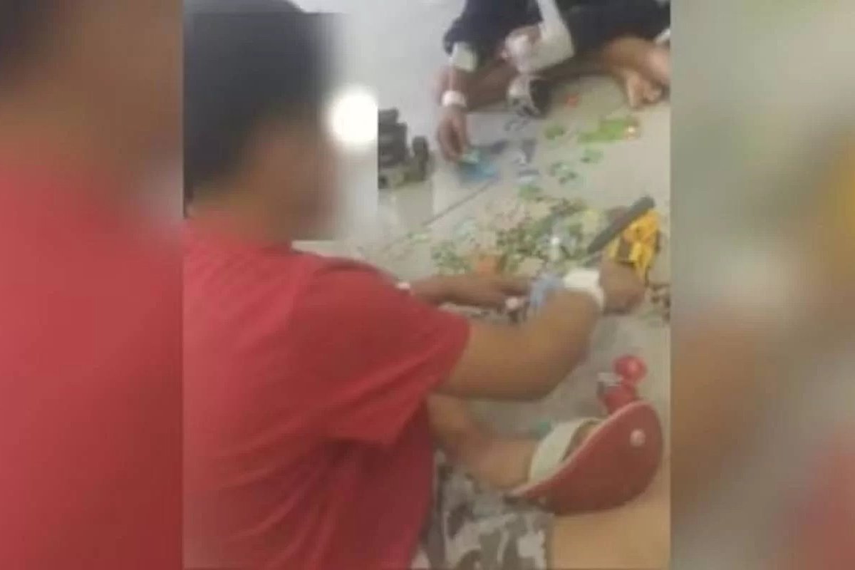 Criança tem orgão genital arrancado por padrasto e família pede ajuda