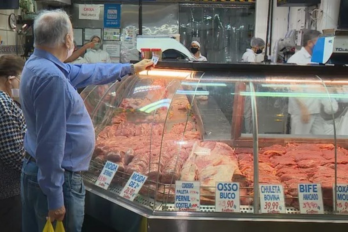 Exportações de carne bovina do Brasil aumentam em janeiro de 2024 devido à queda nos preços internacionais