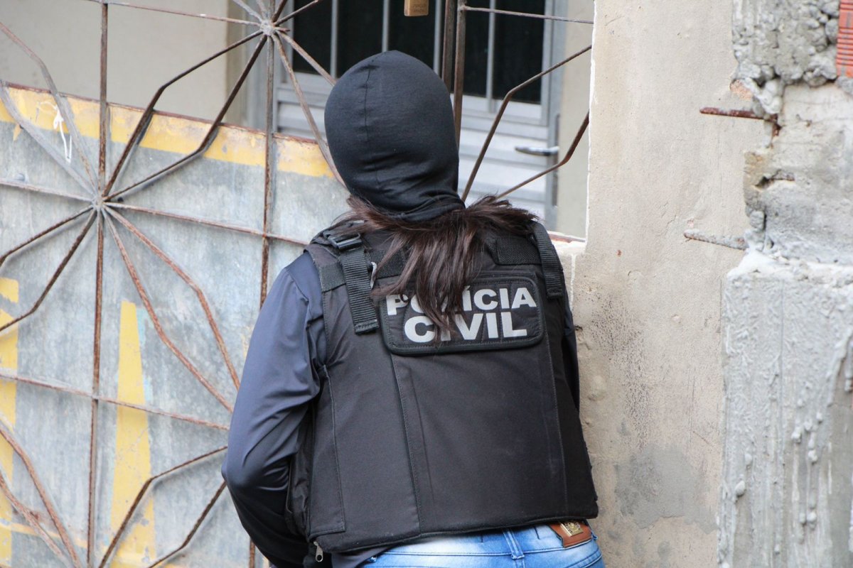 Homem acusado de agredir ex-companheira é preso no oeste da Bahia