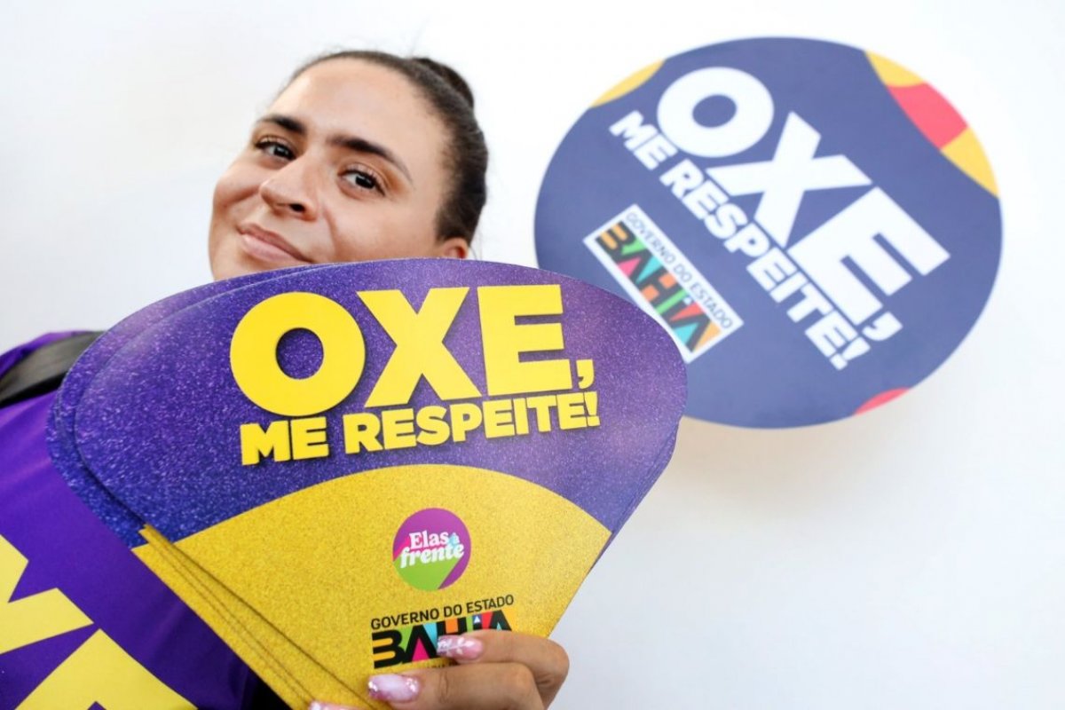 Carnaval 2024: “Oxe me respeite” da SPM tem pontos físicos para o atendimento à mulher