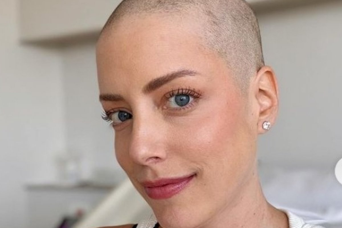 Em luta contra câncer, filha de Roberto Justus decide raspar o cabelo!