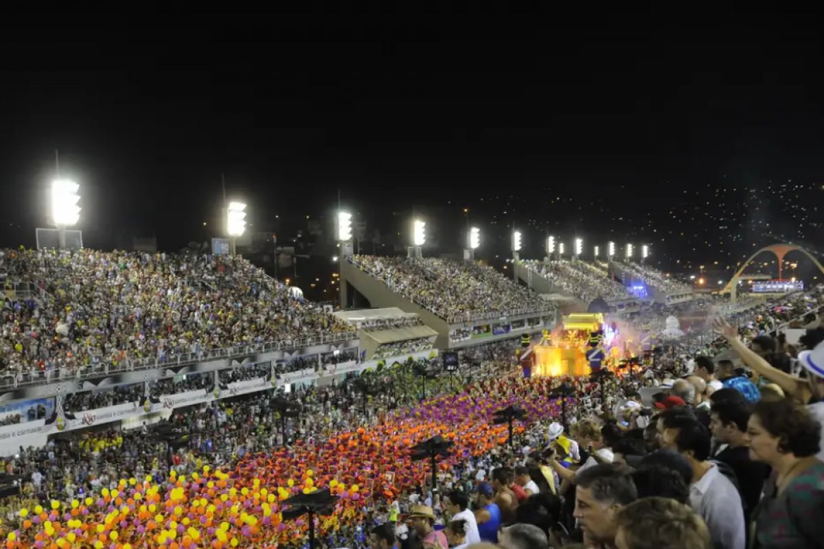 Carnaval Rio: veja as escolas de samba que desfilam na Sapucaí neste domingo (11)