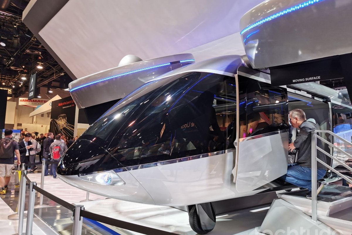 Empresa de automóveis lança modelo de carro voador para circulação em cidades